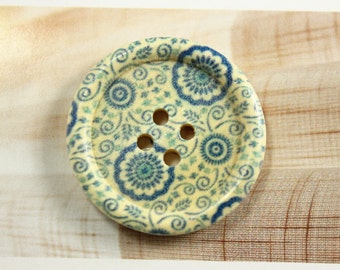 Flower Wooden Buttons - Aged Blue Bouquet Picture Domed Border Wooden Buttons. 1.18 inch. 6 in a set
