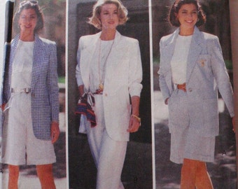 Women's Sewing Pattern - Misses/Misses Petite Jacket, Shorts, Pants and Top - Butterick 6651 - Sizes 18-20-22, Bust 40 - 44, Uncut