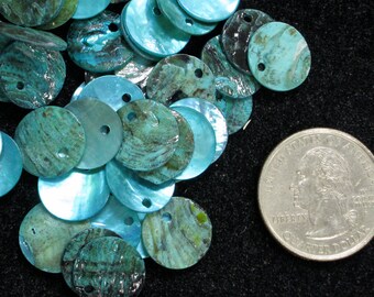 Round 50pc Mussel Shell Pendants