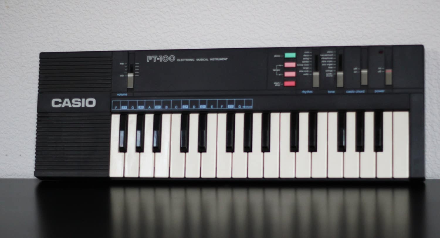 Vintage Casio PT100 Keyboard Synthesizer Circuit Bending