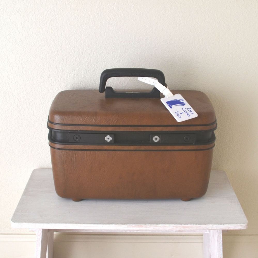 Samsonite Train Case. Vintage 1960s. Brown. Hard Shell Travel