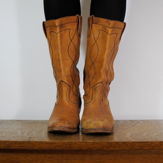 vintage boots / caramel leather size 7 by maisondhibou on Etsy