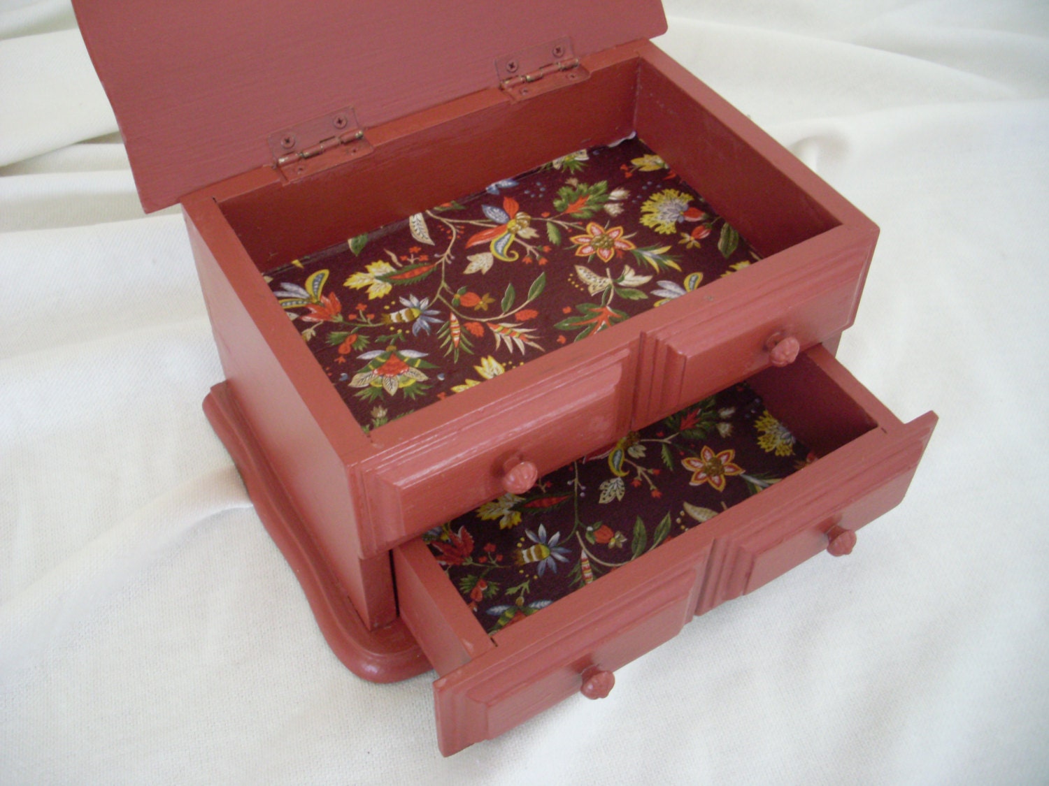 Upcycled Jewelry Treasure Box