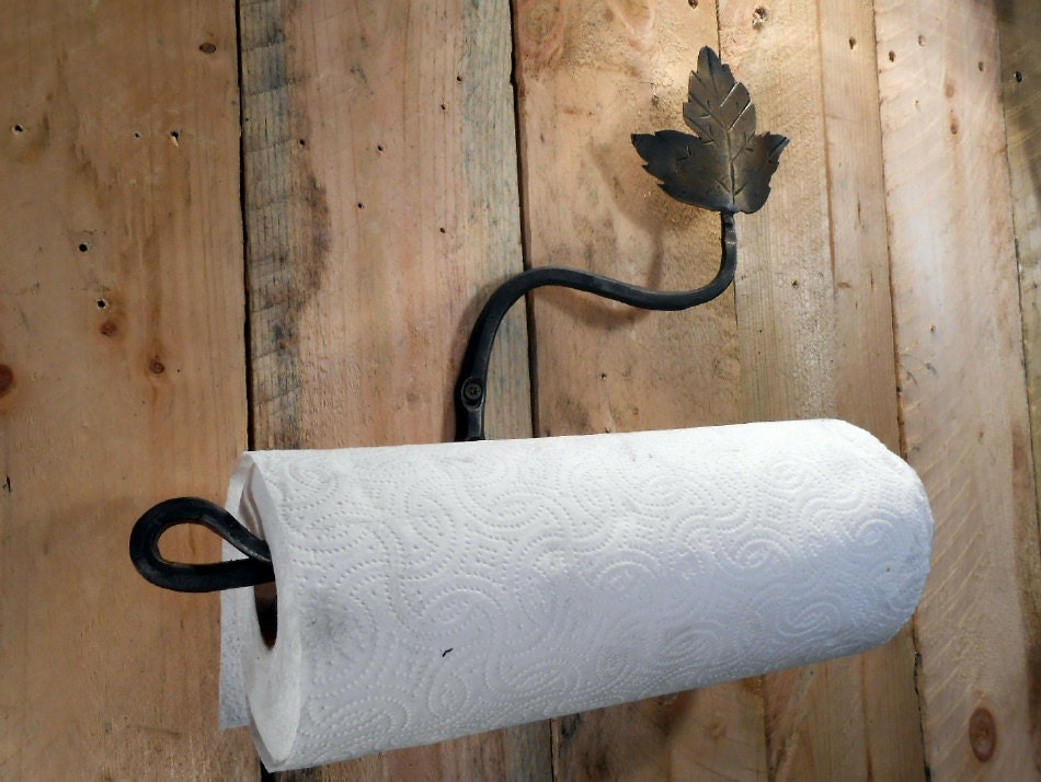 Horizontal wall mount paper towel rack with Maple leaf kitchen