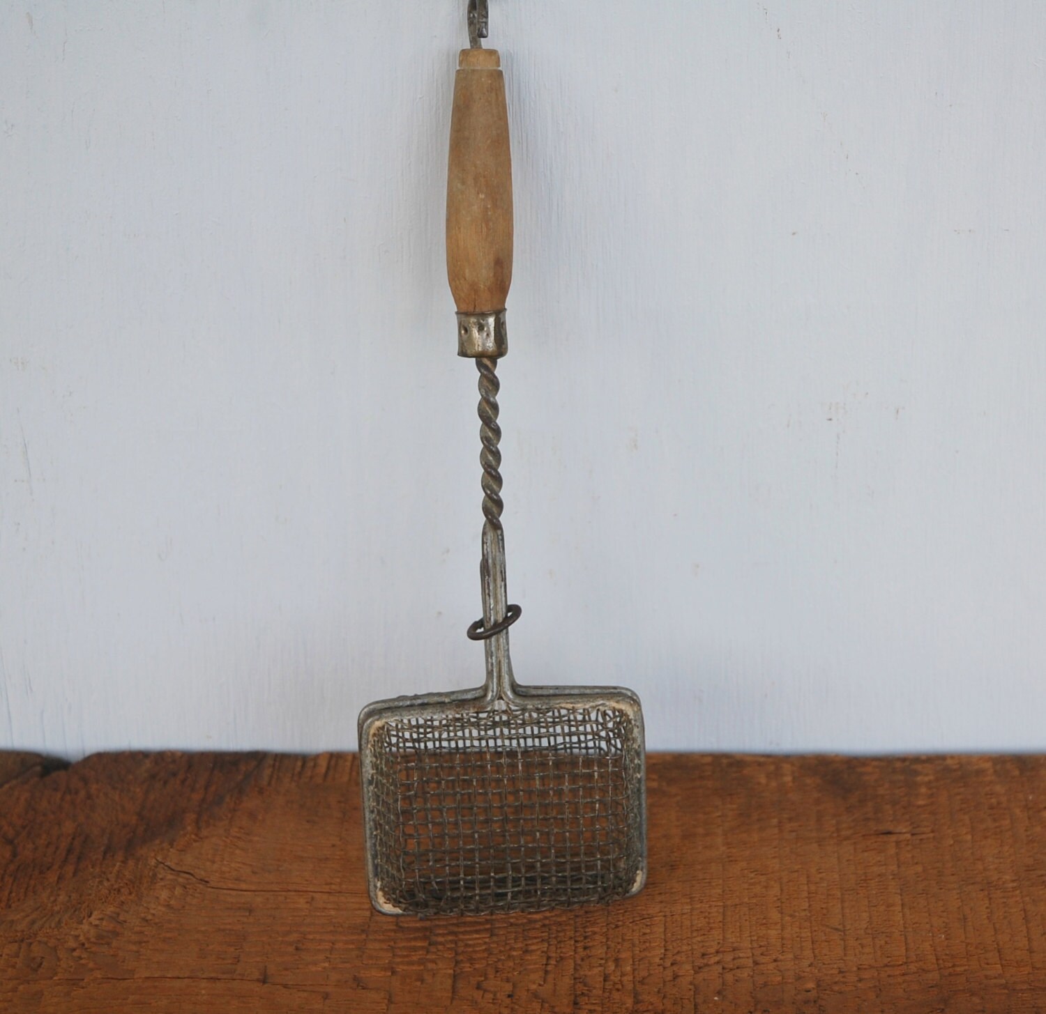 Vintage Soap Saver with Wood Handle