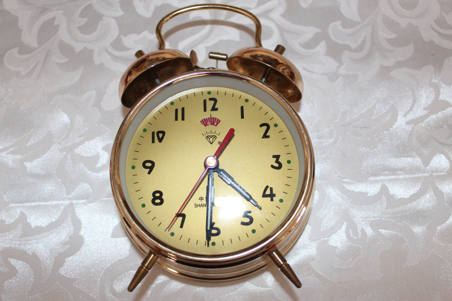Brass Finish Alarm Clock Shanghai China Wind Up Clock Loud