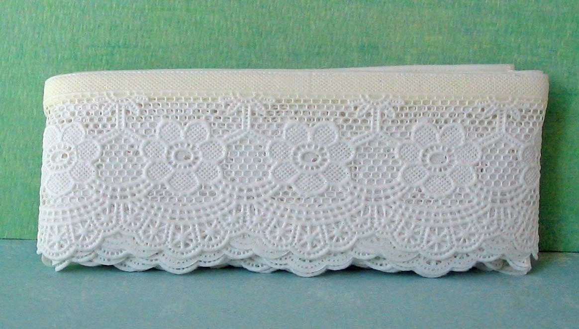 Lacy White Vinyl Adhesive Shelf Edging 4 by blueskydrygoods