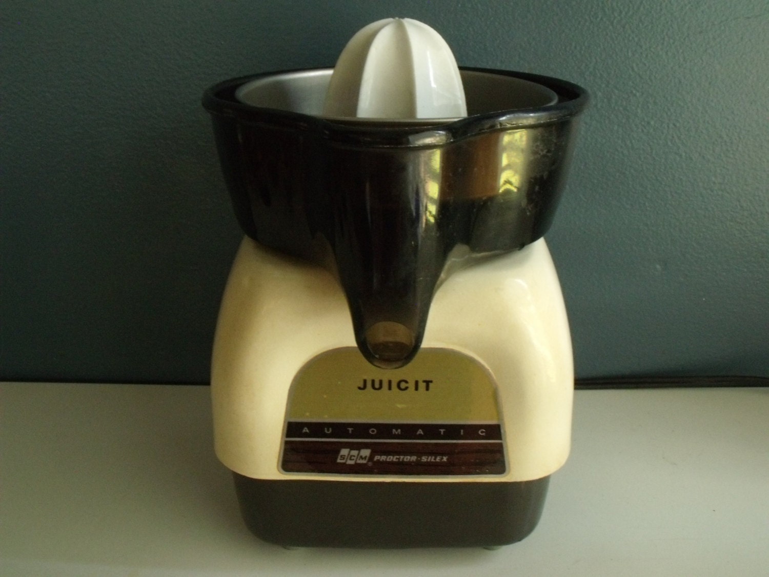 Vintage Electric Juicer Reamer Automatic Proctor Silex Juicit