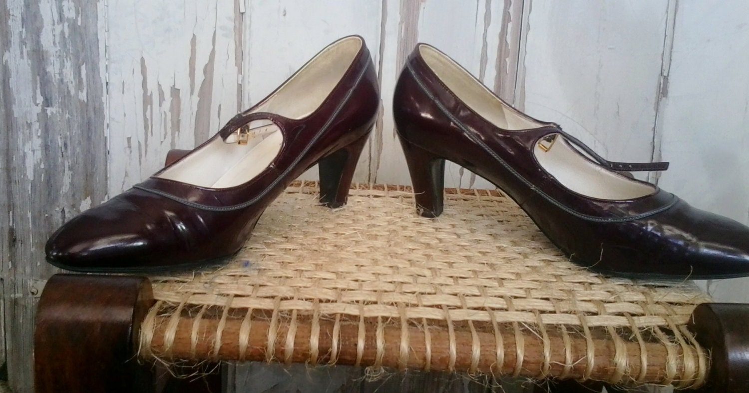 Vintage Brown Leather Mary Jane Shoes With by happydayantiques