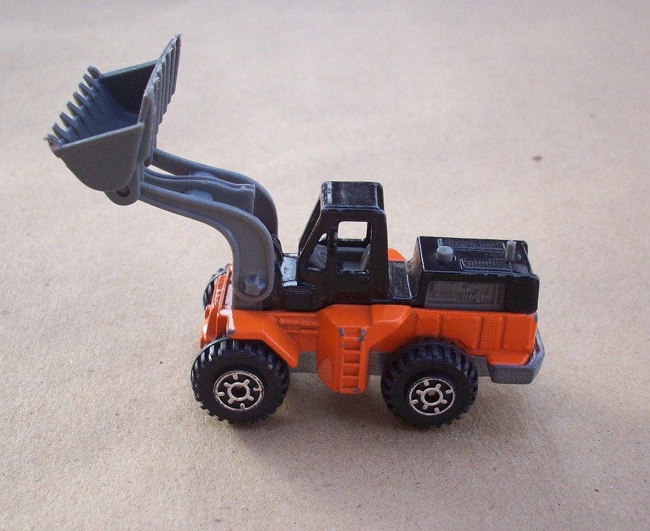 Hot Wheels 1979 Wheel Loader Mattel Inc Orange and Black Hot