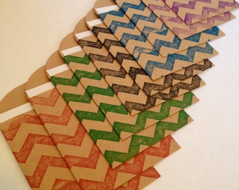 Multi-Colored Chevron Tags & Sacks - set of 8