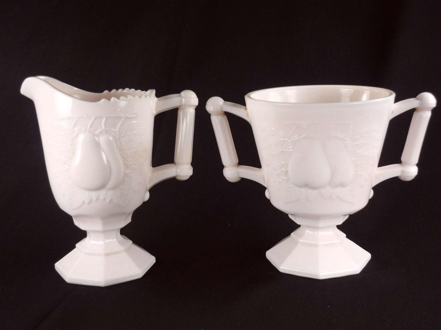 Jeannette Baltimore Pear Cream And Sugar Set Shell Pink Milk Glass 