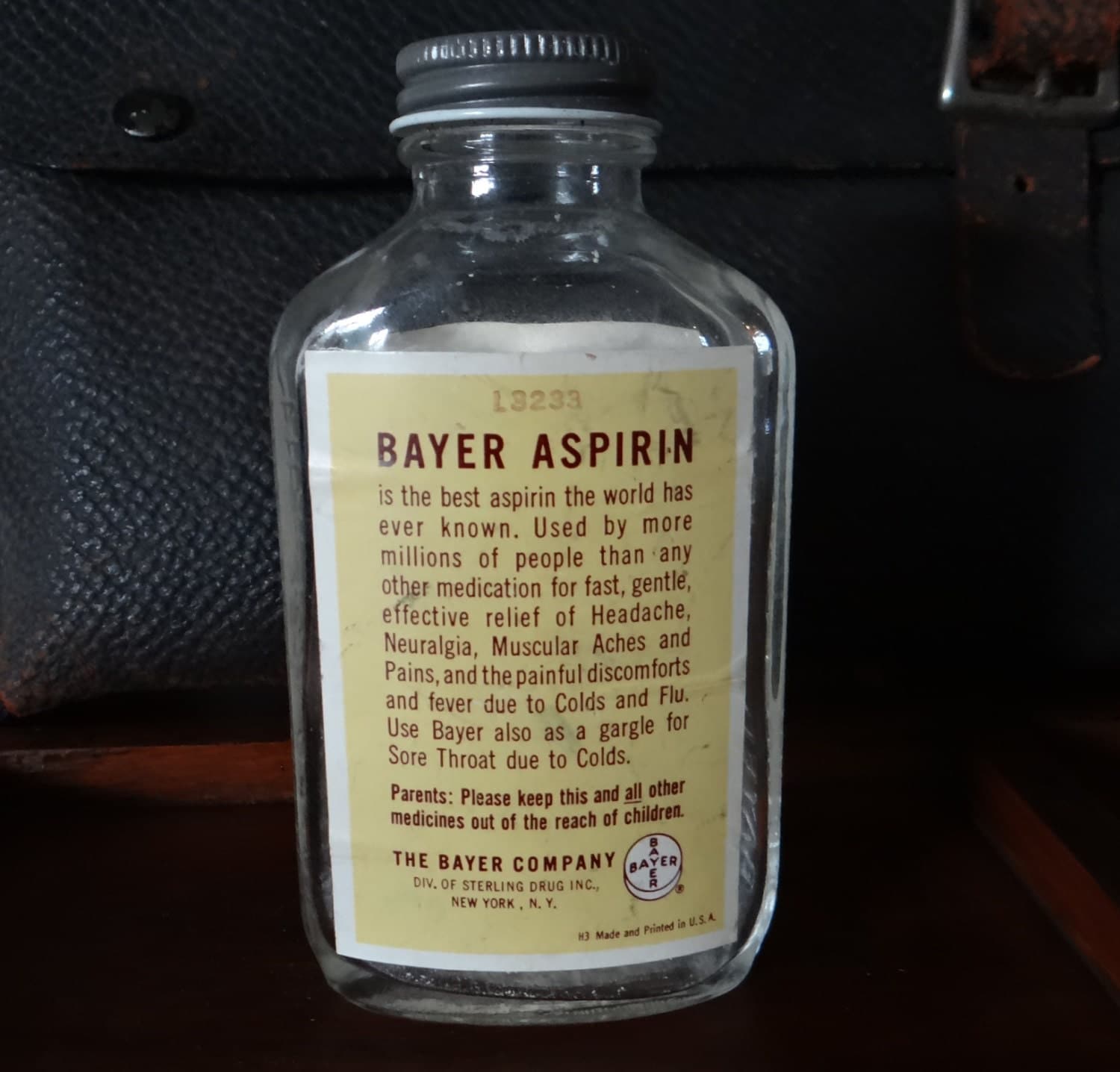 Vintage Bayer Aspirin bottle glass metal lid