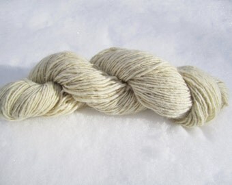 Four Ounces Natural Undyed Single Ply Worsted Weight Polypay Yarn about 200 yards