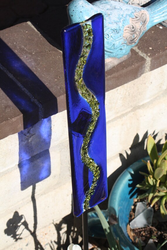 Fused Glass Garden StakeBlue and Lime Green Made to by JMFusions