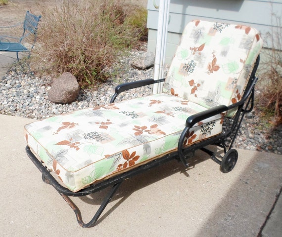 Vintage Mid Century Chaise Lounge Chair For The Patio Garden
