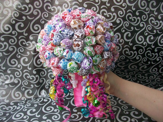 Dum Dum Lollipop Handheld Candy Bouquet / by JessieRaesBoutique