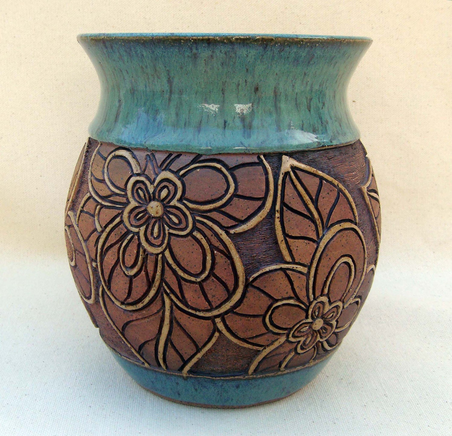 Hand Carved Pottery Vase Mosaic Look Flower Design