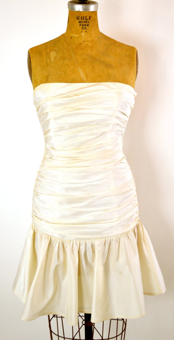 Betsey Johnson: PROM DRESS // Strapless Mini by MyrtleBedford