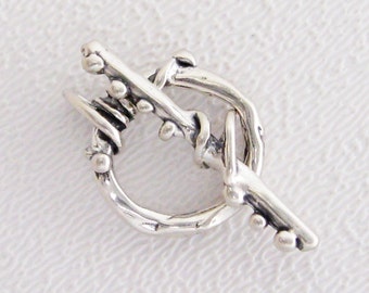 ONE Sterling Silver Toggle Clasp - Wrapped and Dotted