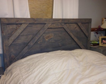 Rustic gray wood headboard "Jesse"