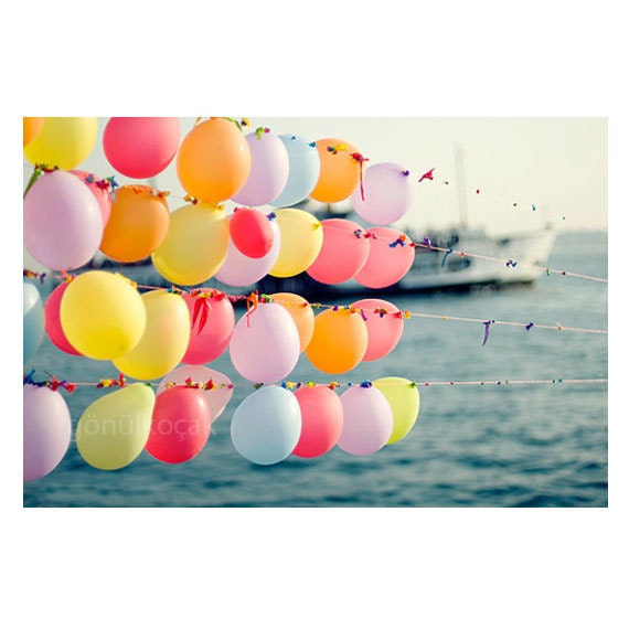  Balloon  Wall  Decor  Party Favors Ideas