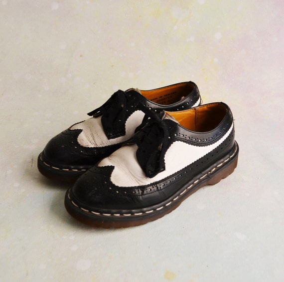 Wingtip doc martens hotsell