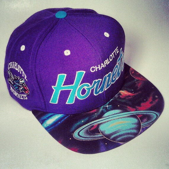 Mitchell & Ness Hornets Slime Drip Snapback – Lime Green & Black NBA Cap
