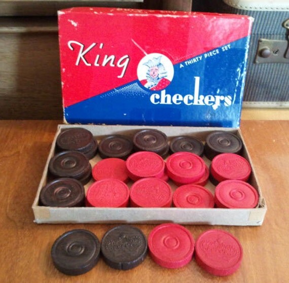 Vintage King Checkers black red wood 30 pieces Made in NY game
