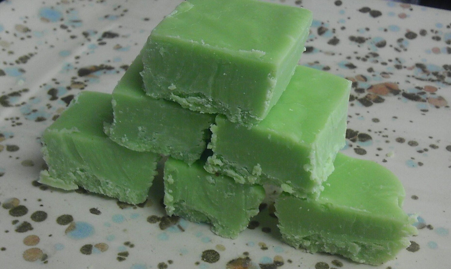 Mountain Dew Fudge Half Pound 1/2 lb 8 oz Yummy Creamy
