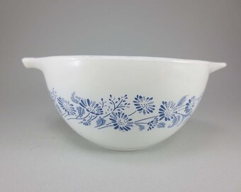 Popular items for pyrex serving on Etsy