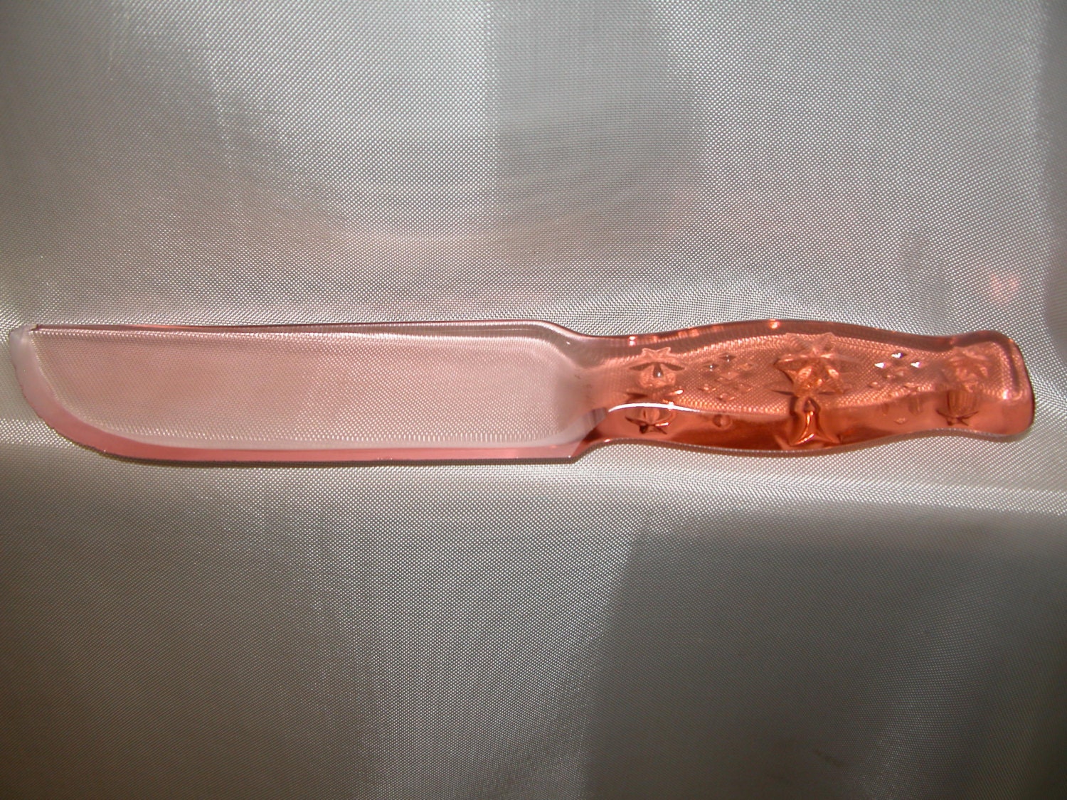 Pink Depression glass cake/fruit knife
