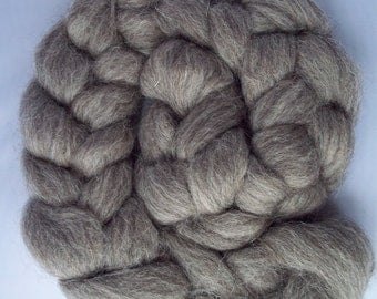 Grey Jacob Spinning Fiber, Roving, Top, 100g / 3.5oz, British Wool