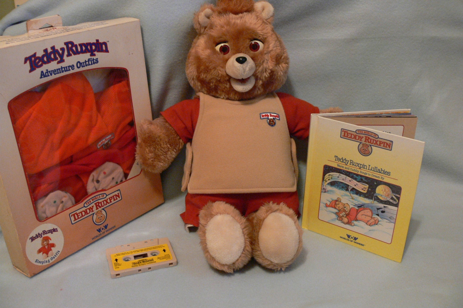 Original Teddy Ruxpin with Book&Tape and Sleeping by Teddyandmore