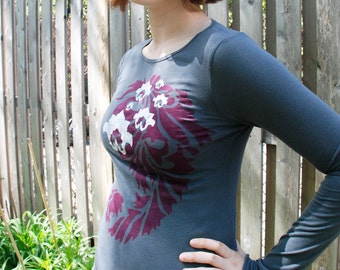 Yoga Shirt, womens tops - S, L - silkscreen womens tshirt - gray shirt - paisley design, long sleeve - womens graphic tee shirt - for her