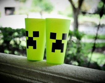 Minecraft inspired Creeper Cup double walled by 