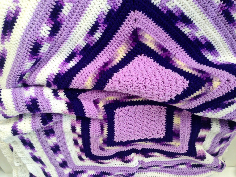 vintage XL handmade crochet afghan blanket purple lilac