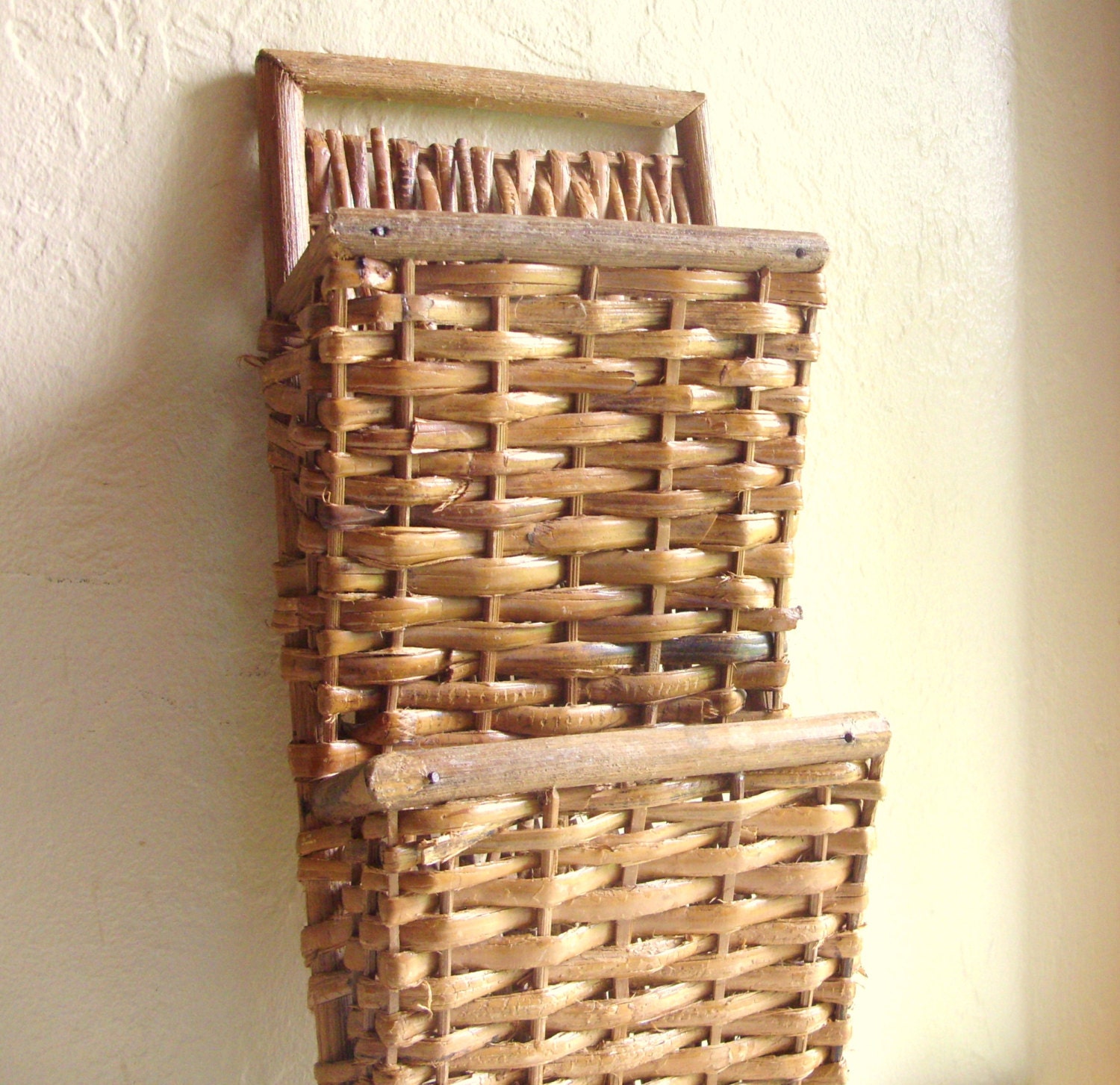 Natural Rattan Wall Hanging Pockets Organizer