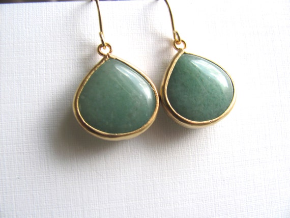 Green jade drop earrings on 14k gold fixtures by MySoCalledVintage