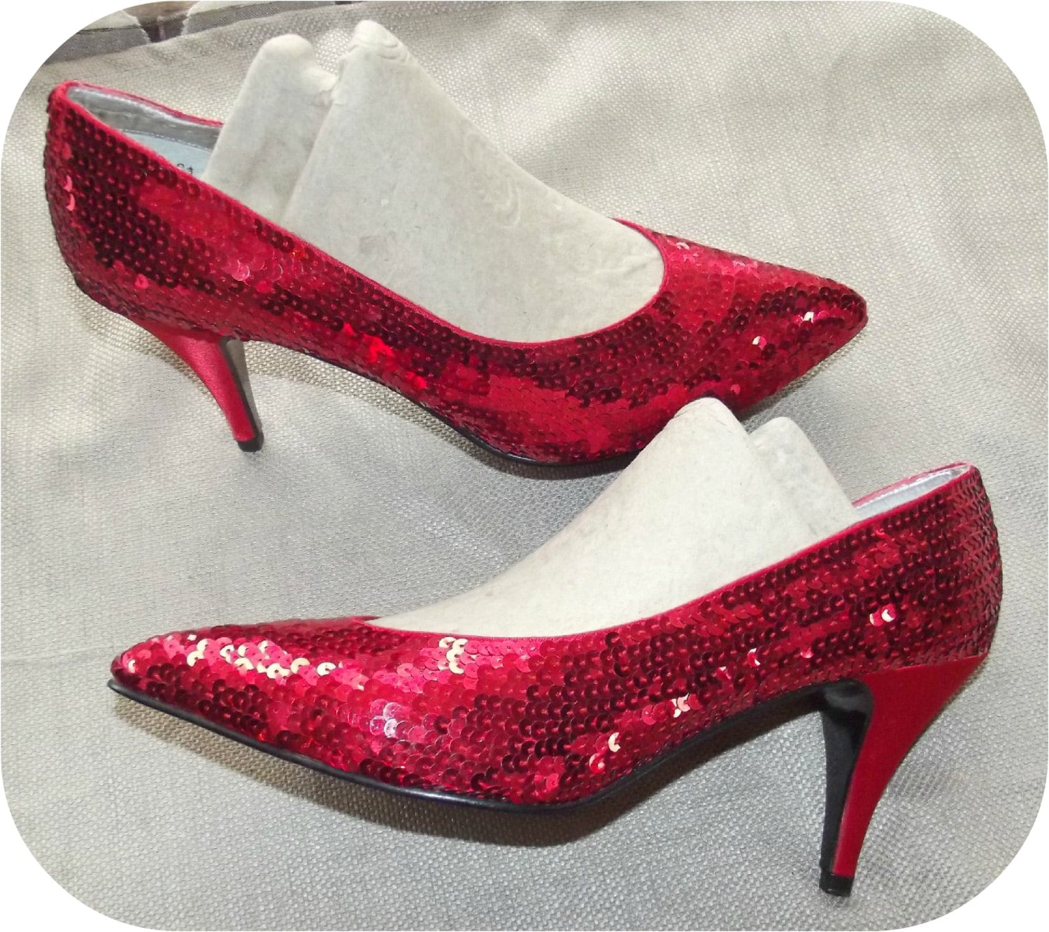 ruby high heels vintage 80s ruby sequin high heel pumps dorothy 8 5 ruby high heels vintage 80s ruby sequin high heel pumps dorothy 8 5