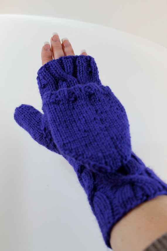 Items similar to Fingerless convertible mittens, open or closed thumb