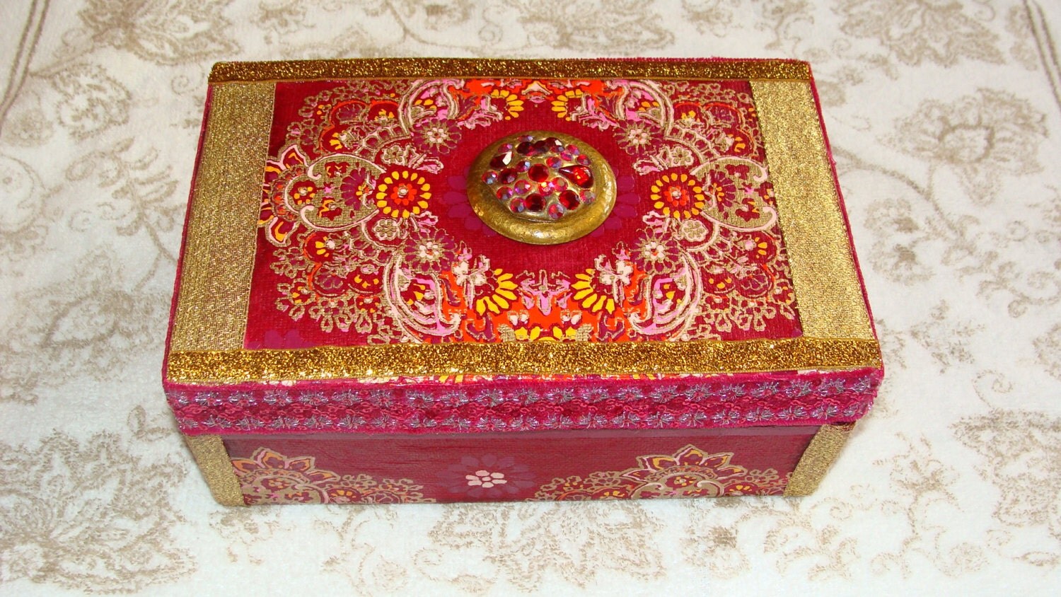 Gypsy trinket box jewelry box pink gold india asia