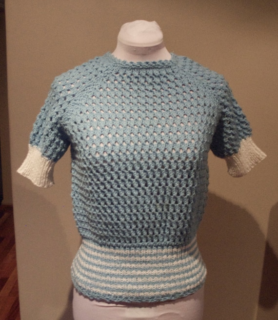 Vintage 1970s does 40s Style Knitted Top