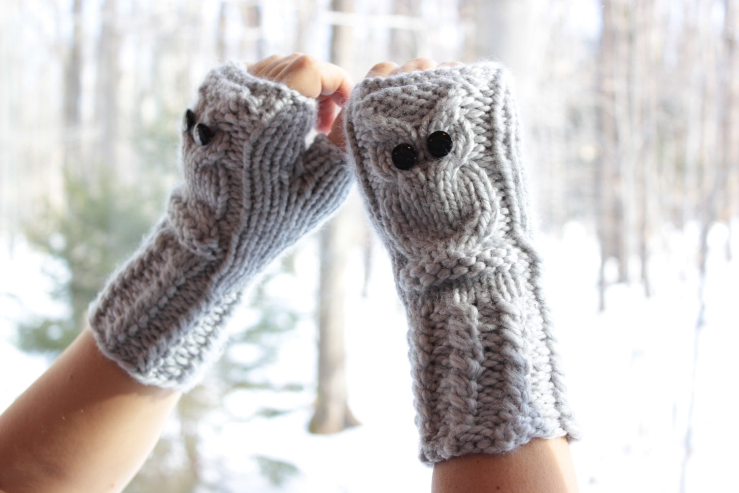 Owl Fingerless Gloves in grey mittens hand knitted wrist
