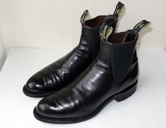 Vintage RM Williams Black Leather Chelsea Boots Womens Size