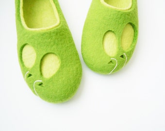 Felted woman slippers BALLOONS