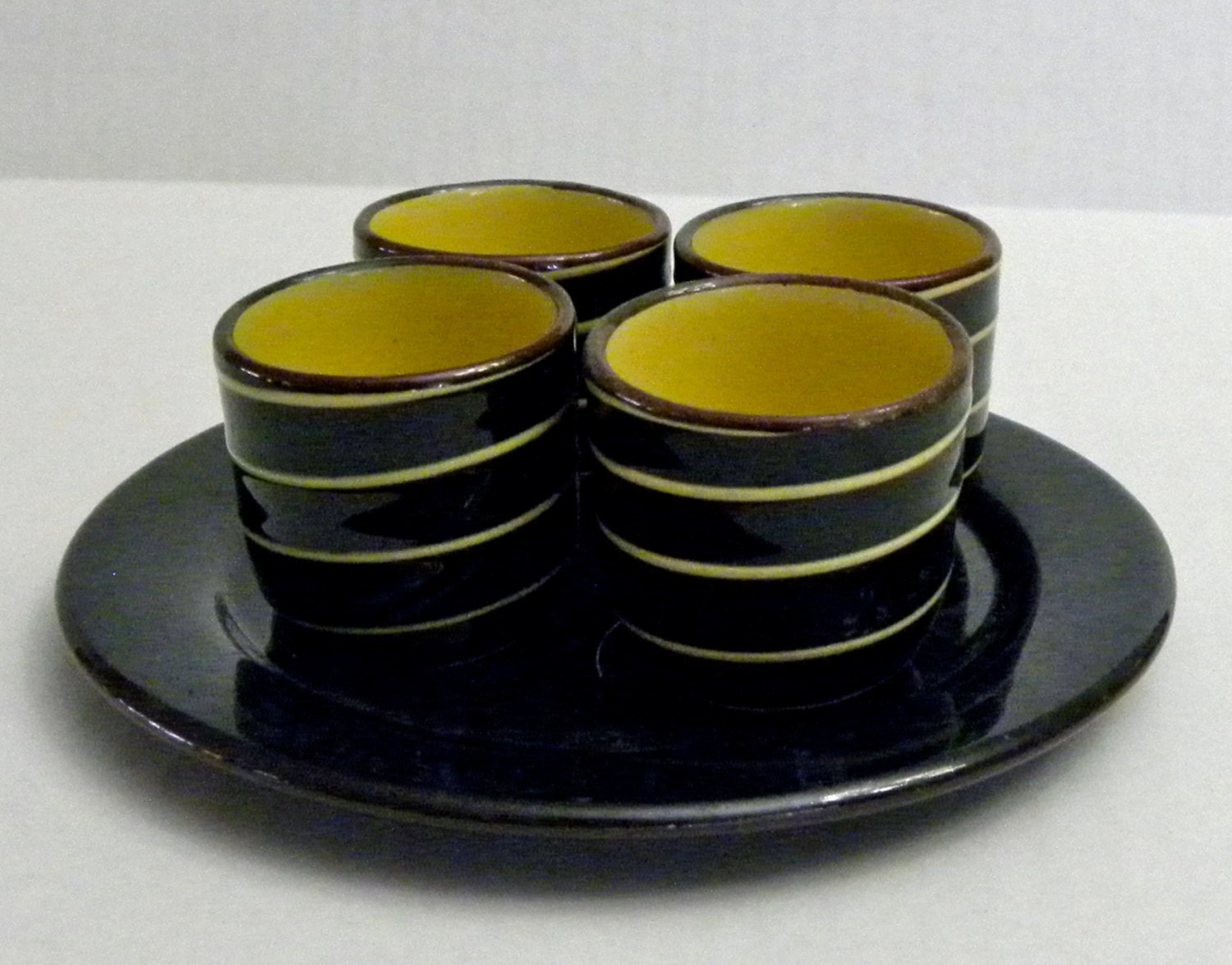 Torquay Pottery Egg Cups Set of Four 1950s Haute Juice
