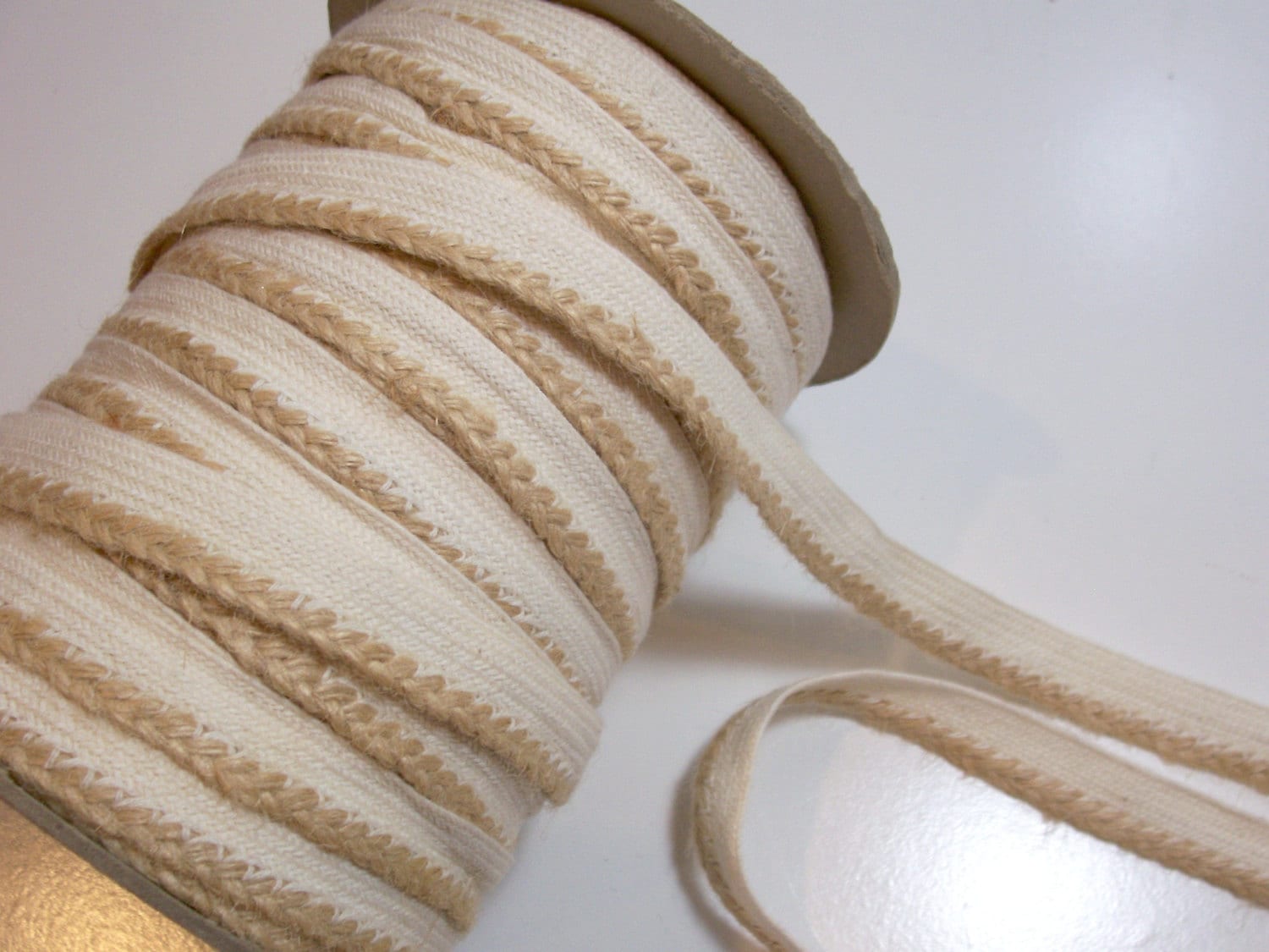 Jute Beige Braided Lip Cord Piping Trim 3/4 inch x 3 yards