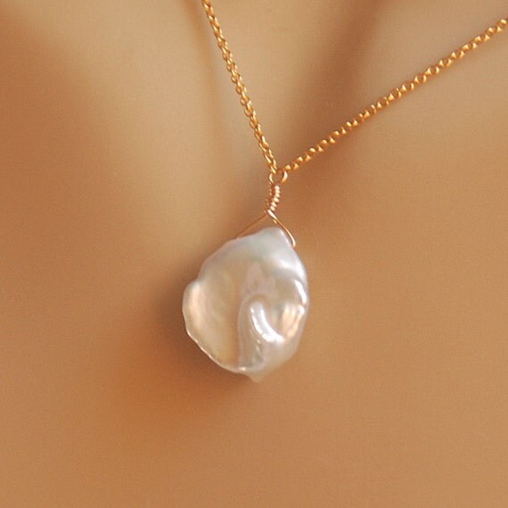 Lg Petal Pearl Necklace Bridal Necklace by