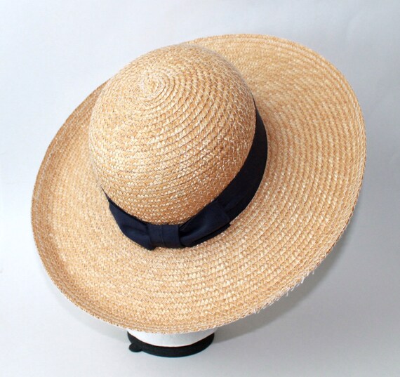 1990's Banana Republic Wide Brim Round Top Straw Hat